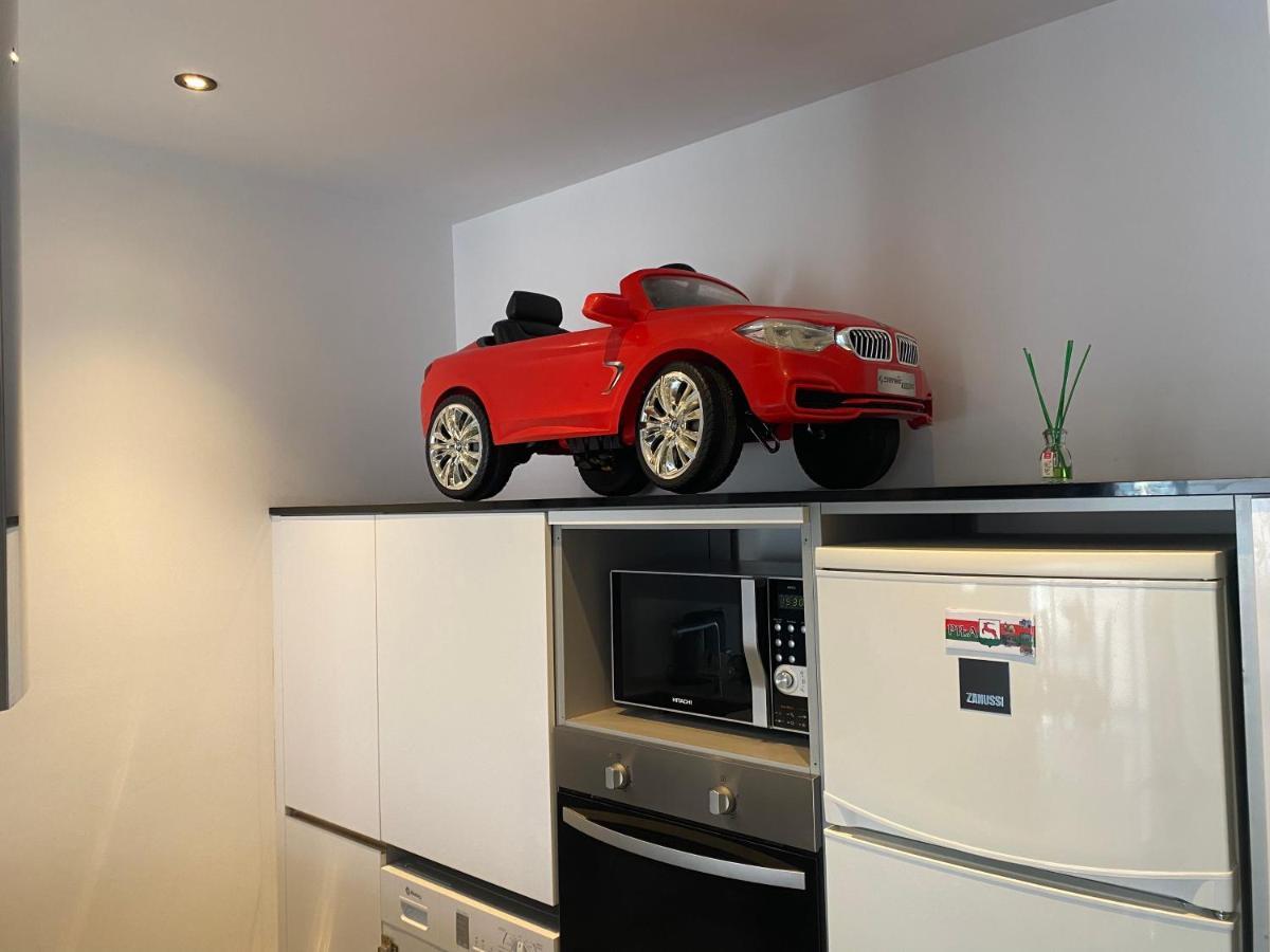 Apartamento En Madrid Rio Con Parking Gratuito Zewnętrze zdjęcie